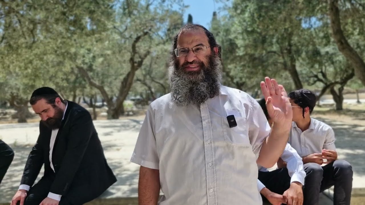 הנפת שתי-הלחם • הקב״ה חפץ במעשי התמימים המשוועים לעבדו | הרב מאיר גולדמינץ