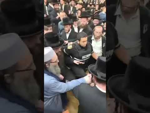 מעמד קבלת פנים פאר המקובל רבי יאשיהו פינטו שליט״א אין בארא פארק
