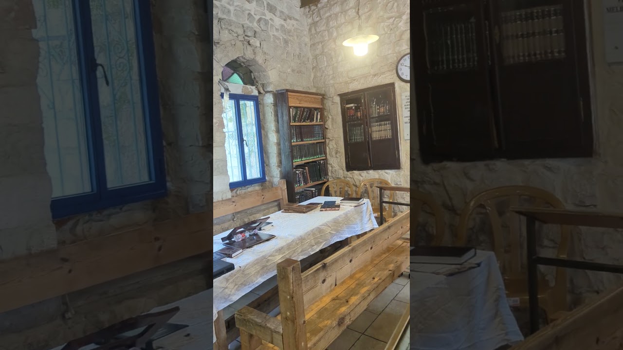 Tzfas #4- R Chaim Kosover in 1837 earthquake told ppl to stand near him & they survived- RC Dalfin