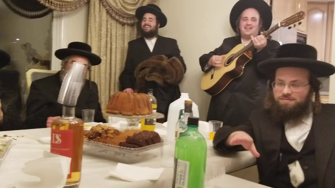 Shinaver Rebbe Hugging His Grandson At His Engagement - Kislev 5781