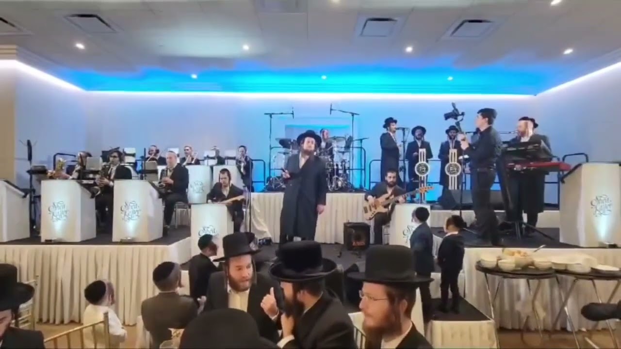 מקהלת שירה עם ישככר גוטמן ותזמורת של שייע קאלר