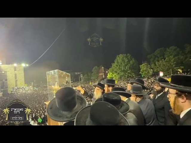 הרבי מסאטמאר הדלקה