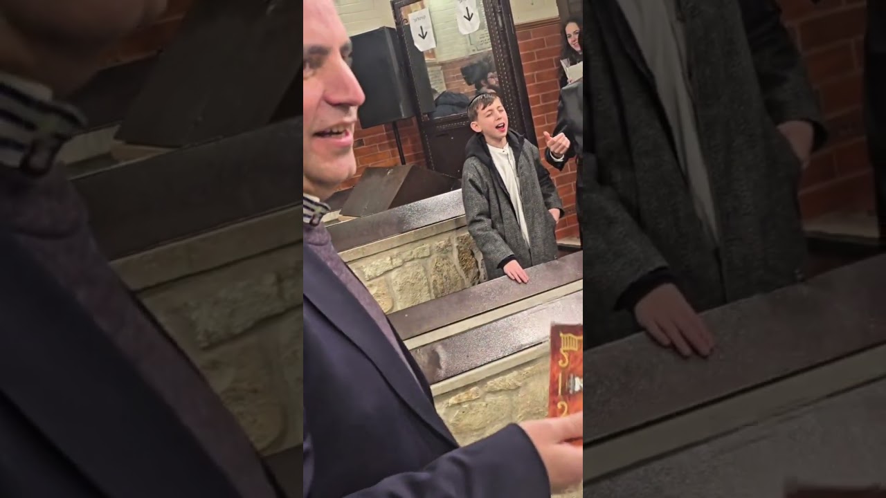 שי וינר ושלוימי גרטנר מרגשים בציון רבי ישעיה מקרעסטיר #אהבתישראל #music #cover #singer #live