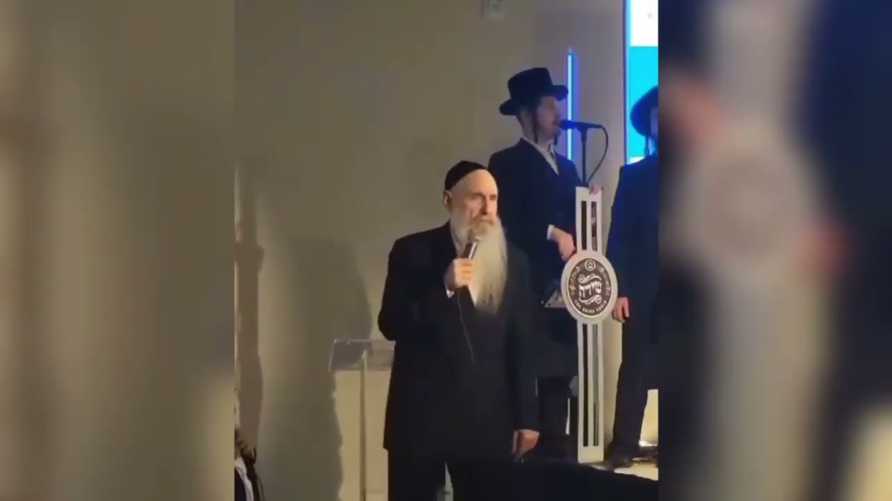 אירוע עם מרדכי בן דוד ומקהלת שירה עם הקלידן יענקי לעווי