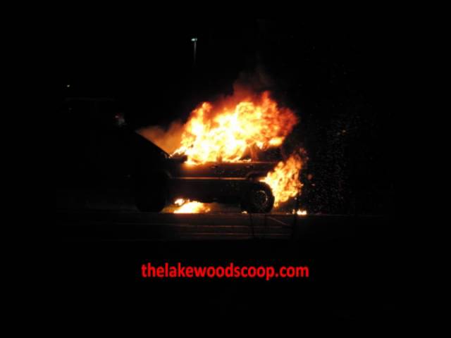 Jeep Cherokee In Flames On 440 Expressway