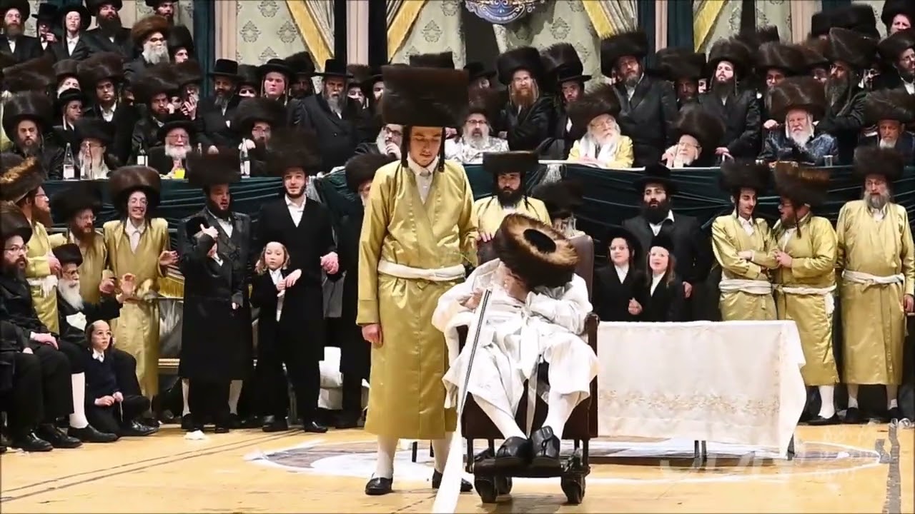 שמחת החתונה בבית תולדות אברהם יצחק - קאלוב - קרעטשניף