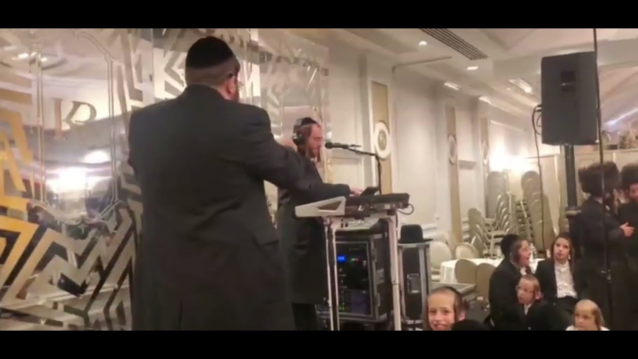 האחים ברקו בחתונה
