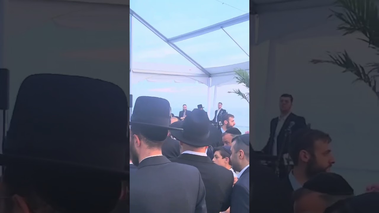 מוטי שטיינמץ מקבל את הצדיק המשגיח ר' דן  סגל בערב הצלת עולם התורה בדיל שבניו ג'רזי  #mottysteinmetz