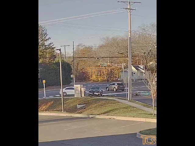 Surveillance video - accident takes out traffic light in Lakewood