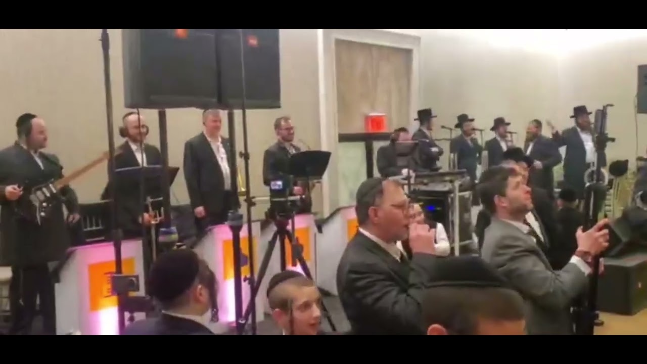 שייעה ברקו עם מקבלת שירה ותזמורת של אברומי ברקו