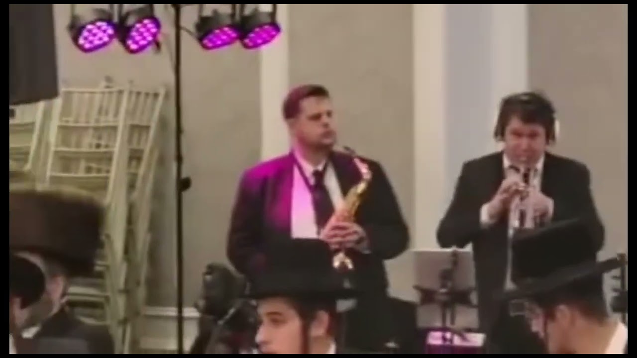 שרולי אלטמן עם הקלידן מיילך הלפרין