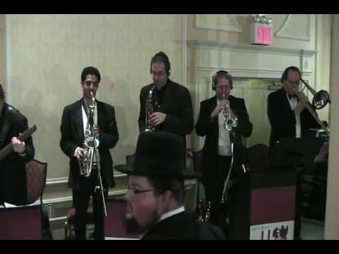 Great Intro By Merakdin Orchestra And Od Yishoma With Dovid Gabay.mp4