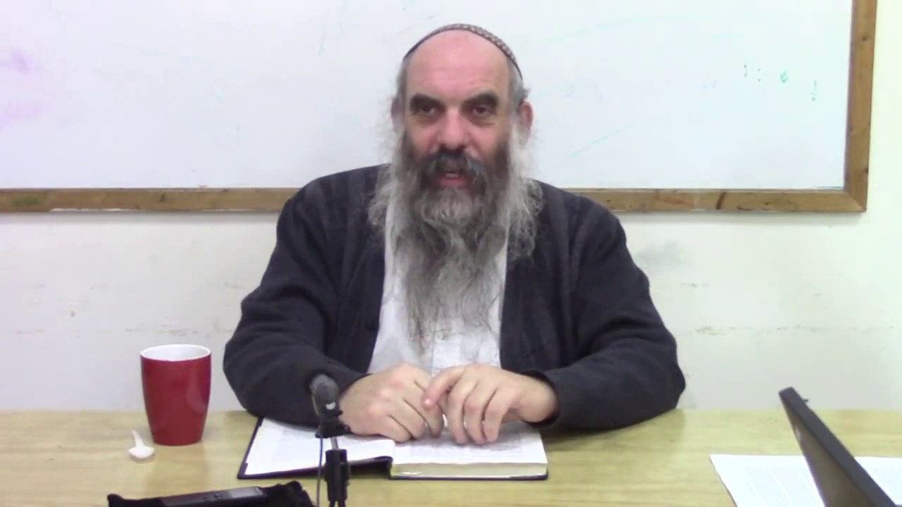 הרב יהושע שפירא -צדקת הצדיק סעיף ט. האדם נמצא תמיד לפני המלך