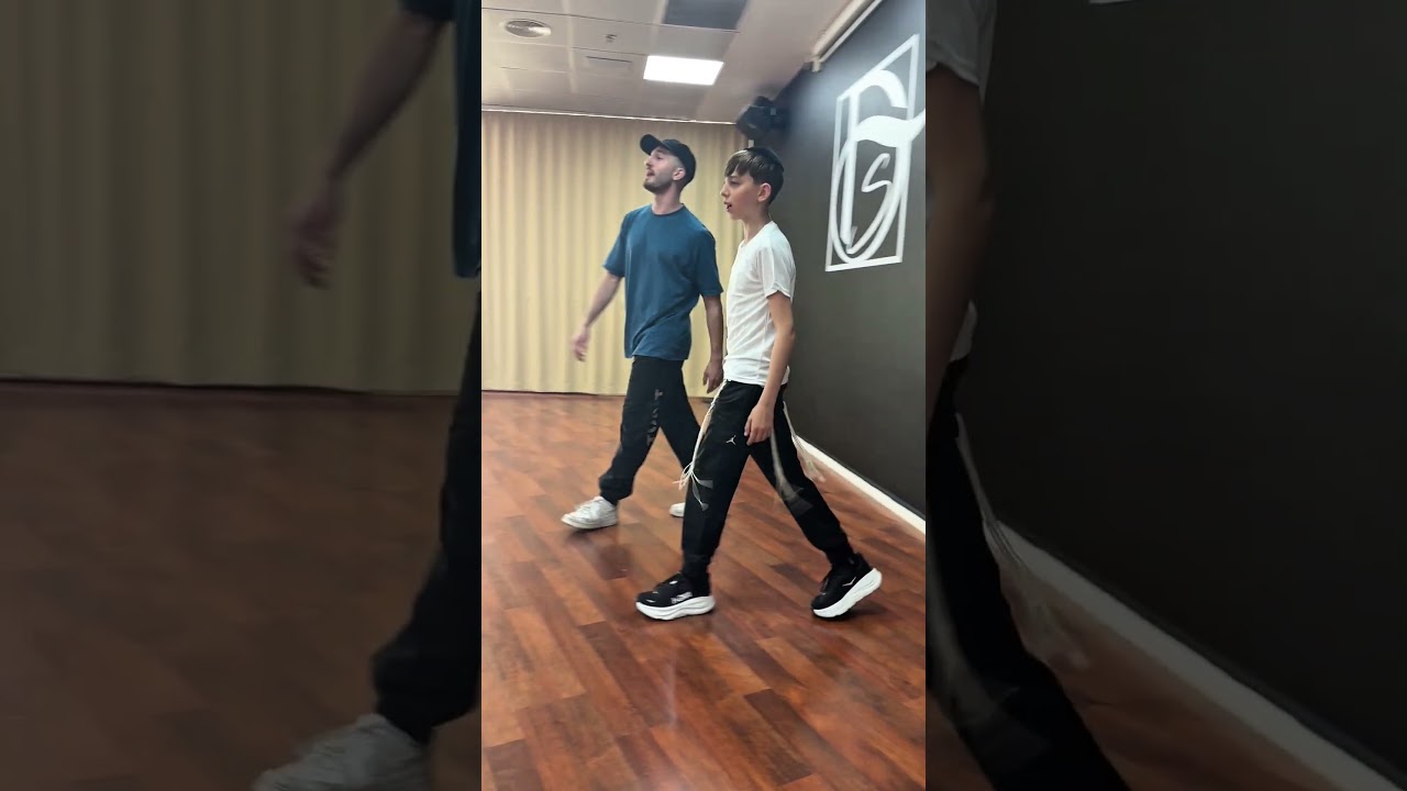 שי וינר - מאחורי הקלעים לכוריאוגרפיה של "תן לעצמך לחלום"  #music #singing #singer#dance #shorts