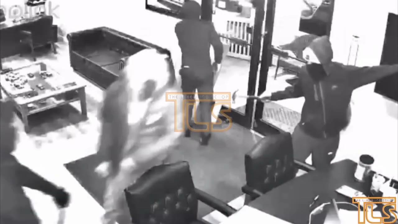 Thieves bust into Toms River Shop