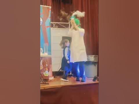 Dry ice Choo Choo train with Dr Shnitzel #science #kids #scienceactivities  #scienceexperiments