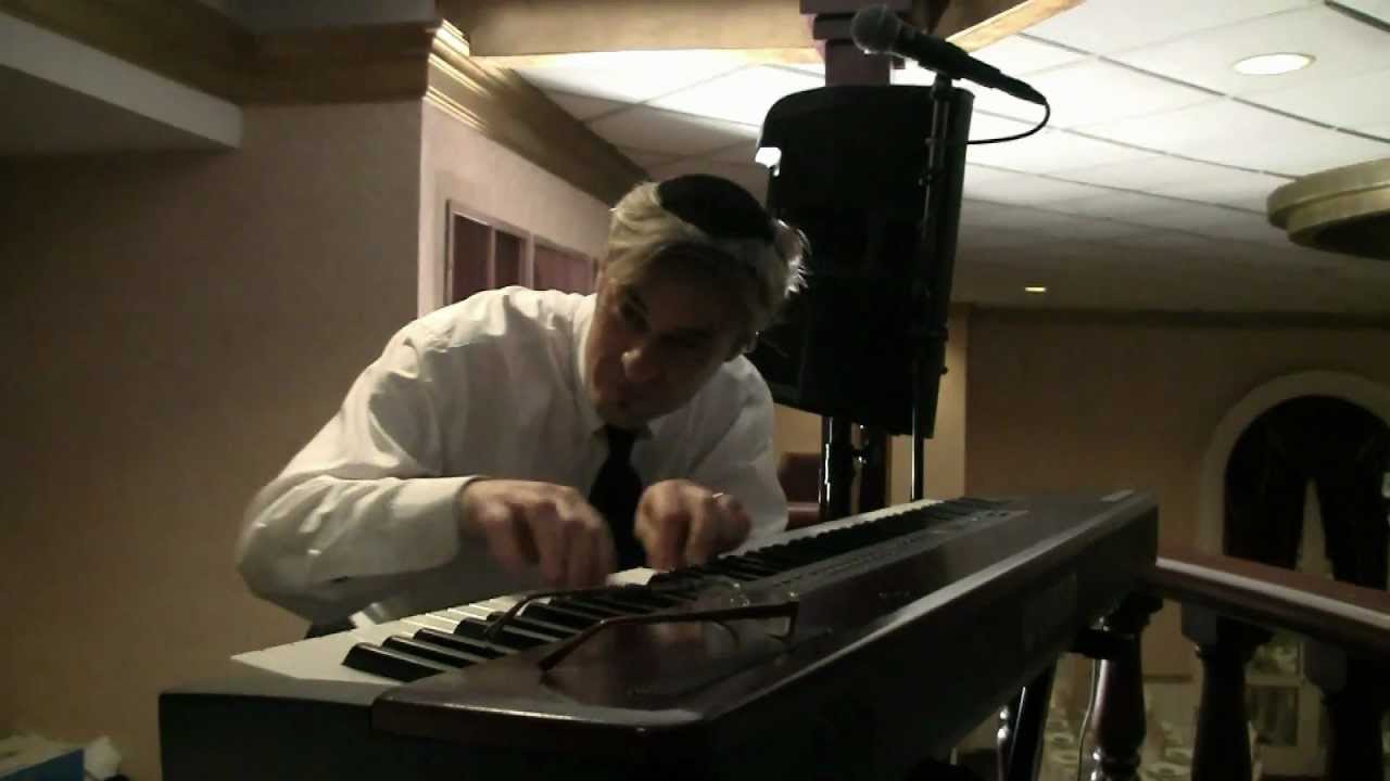 Jewish wedding music band Shir Soul featuring Jay Sweeney