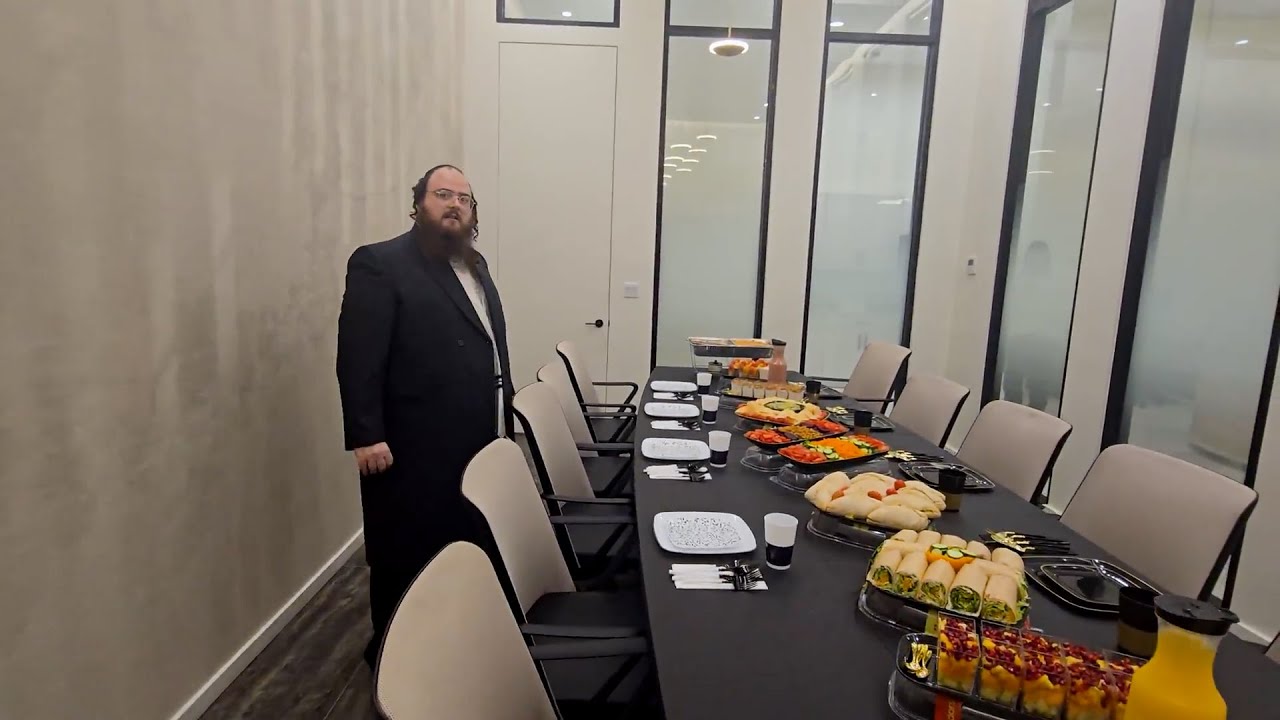 Vendors: How We Feed Hundreds of Businesses | The Perlowitz Show