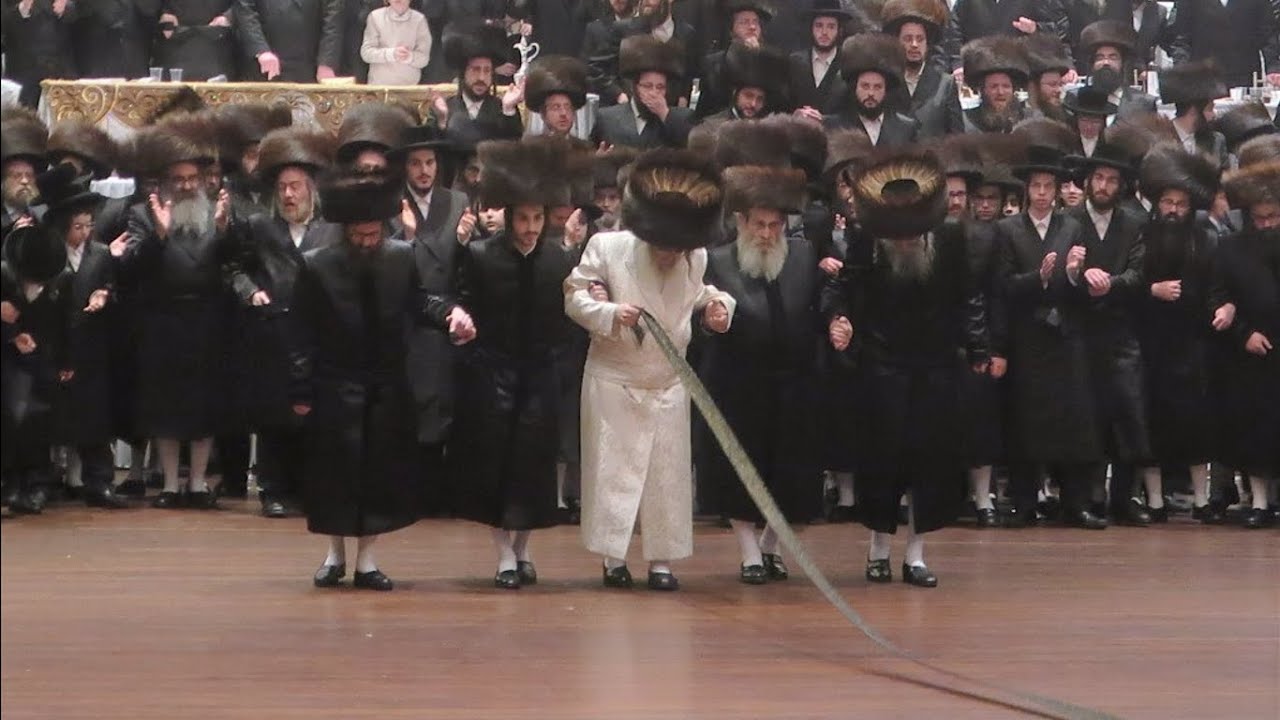 שמחת החתונה של נכד האדמו''ר מ'סאטמאר  (מצוה טאנץ של האדמו''ר מ'סאטמאר)