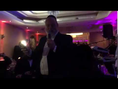 michoel schnitzler rocking "boche" in london!