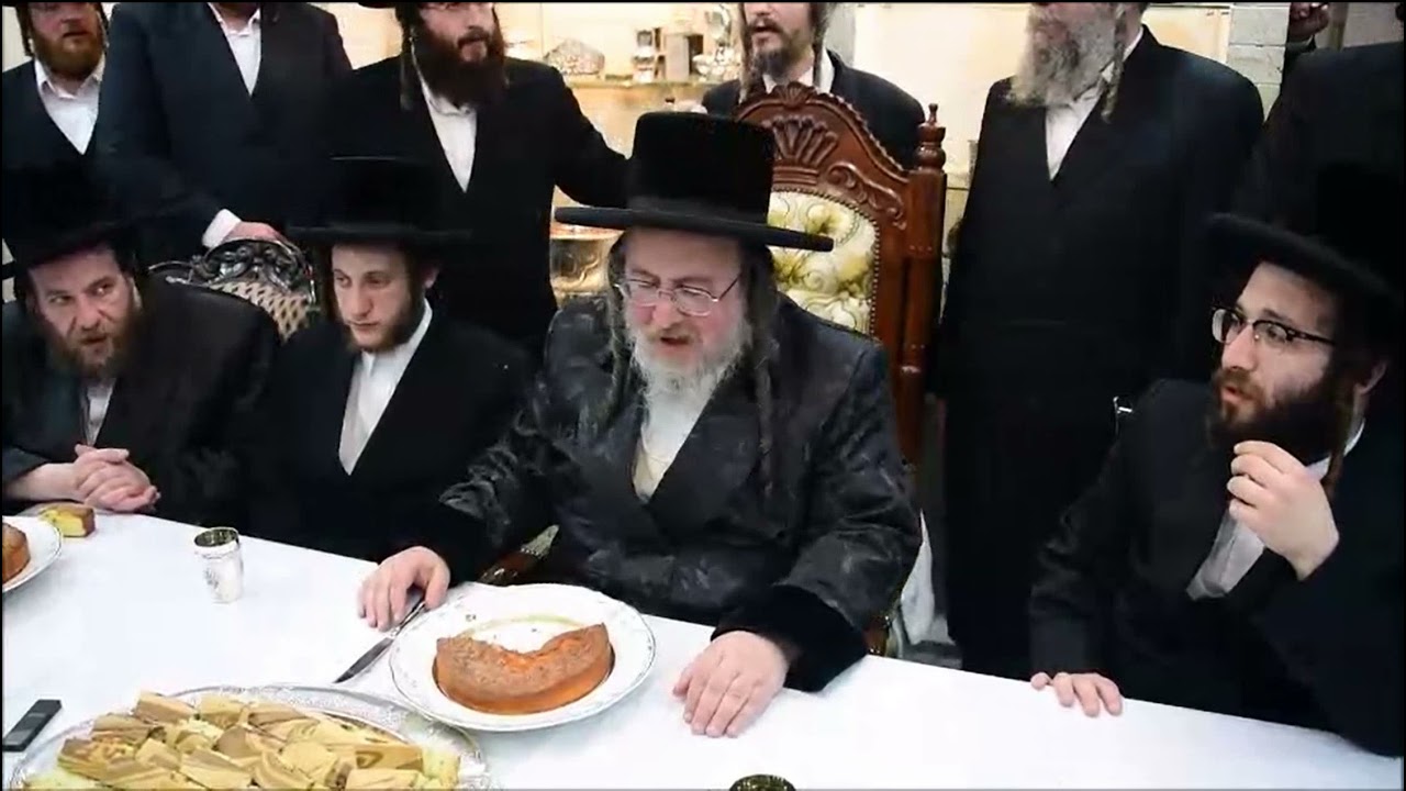 Engagement Of Biala Bnei Brak Rebbe's Daughter To Viznitzer Rebbe's Grandson - Iyar 5781