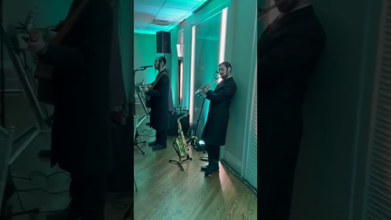 Beautiful Shava Bruchis done by the Feig Brothers together with Menachem Friedman on the flute