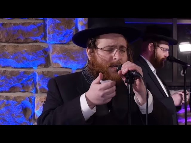 Emotional Chupah With Popular Badchen Shlome Yakov Weber