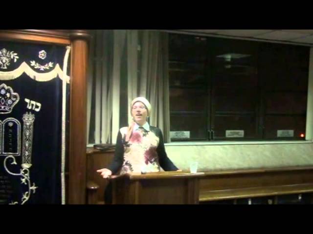 Perl Abromowitz speaking on "Shalom Bayis" for the Chazaq Womens Division