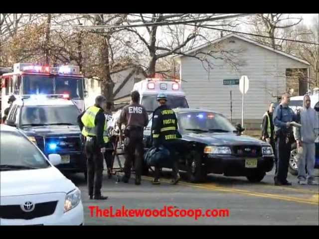 6 Injured in Rollover Crash W. County Line Rd Lakewood Jackson border