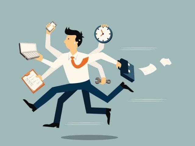 Should You Only Learn Torah Or Should You Also Work (Amazing Story About A True Believer)