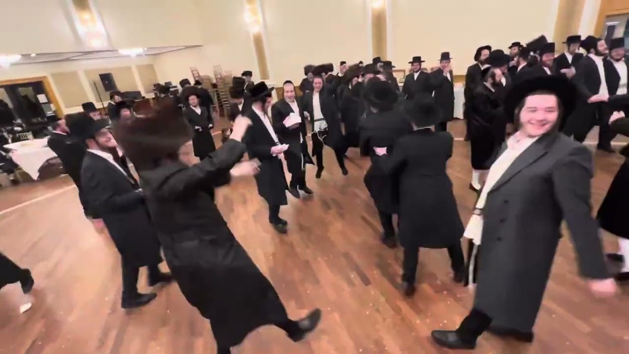 Berry Karpen on keys  Sruly Green & Yakov & Second Dance