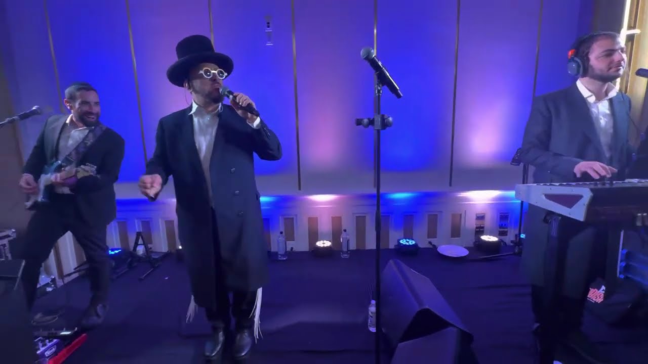 LEIBISH Posen on the keys & Lipa Schmeltzer @ Nuchem Lefkowitz & Goldstein