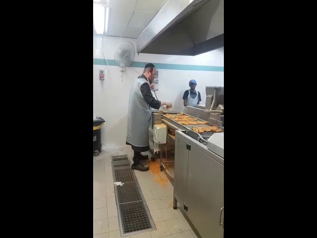 The Schnitzel Machine in Yeshivas Mir Yerushalayim
