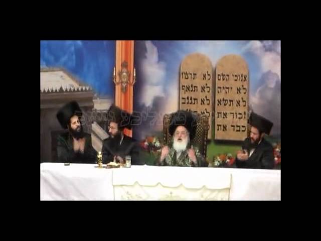 Simchas Beis Hashoeva 5773 With Viznitz Rebbe R' Mendel