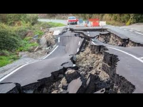 AND NOW EARTHQUAKES?!?!?!