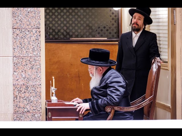 חנוכה ביי כ"ק כ"ק אדמו"ר מבאבוב שליט"א