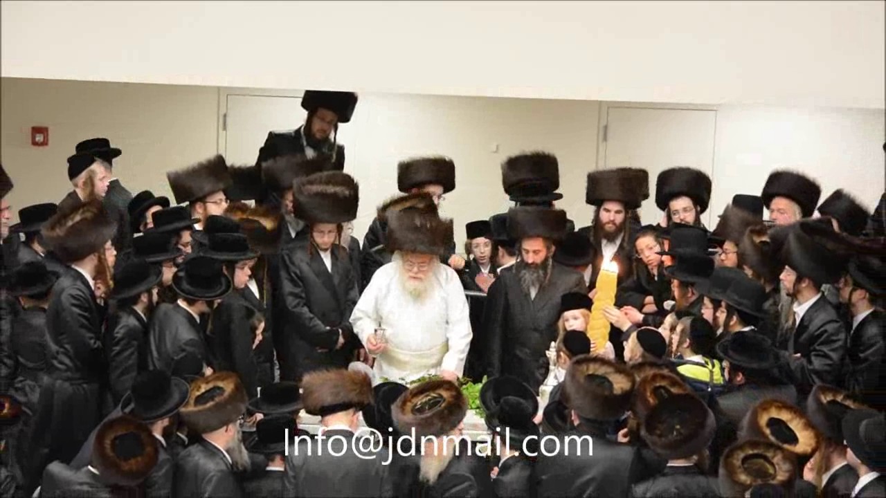 Toldos Aharon Rebbe In Boro Park - Shevat 5777