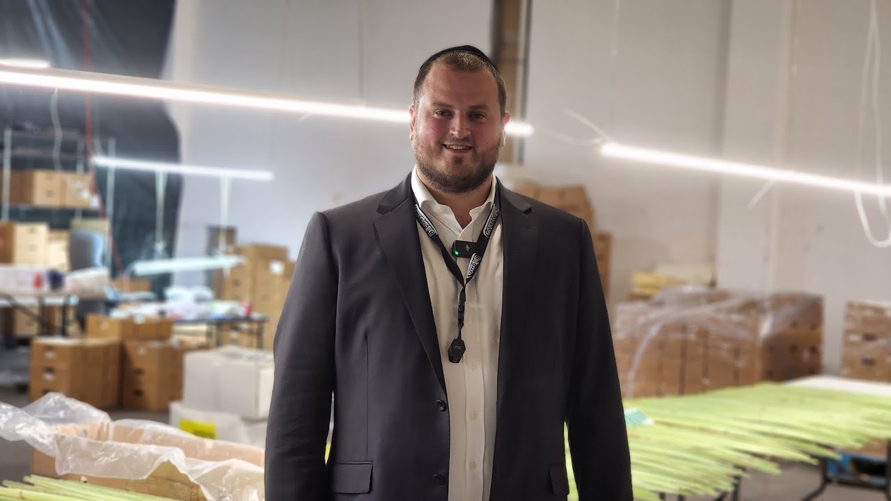 Exploring Largest Daled Minim Distribution Center in the US here in Lakewood with EsrogShopper.com!