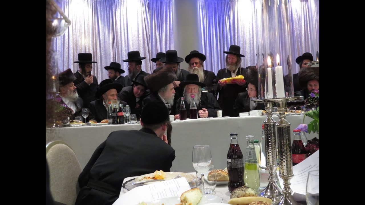כ"ק אדמו"ר מגור שליט"א ביי די שמחת השבע ברכות פון נכד הנגיד הרה"ג ר' יצחק שפירא שליט"א