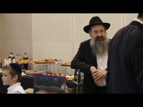 Paris Cheder Ends Year With Award Ceremony