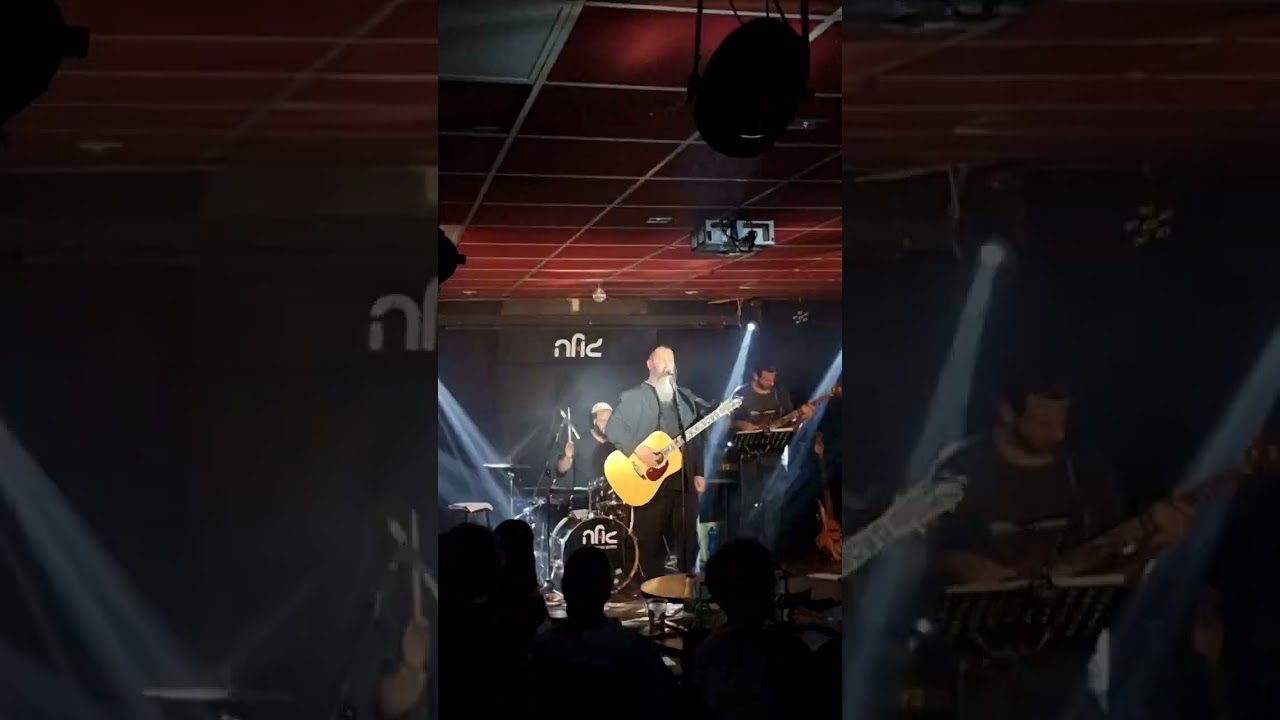 עדי גביסון בהופעה ב'גולה' - צמאה לך נפשי