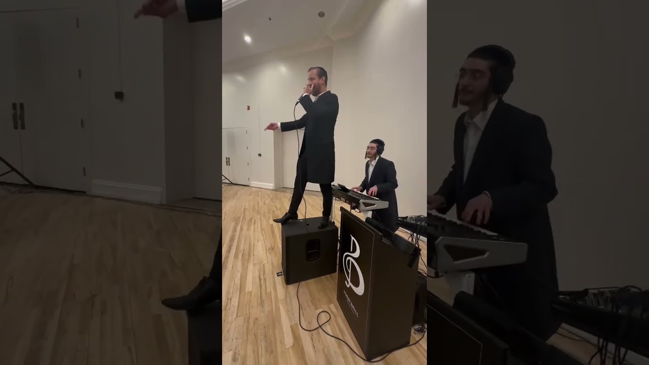 Yossi Brill 🎹 Melech Frank 🎤