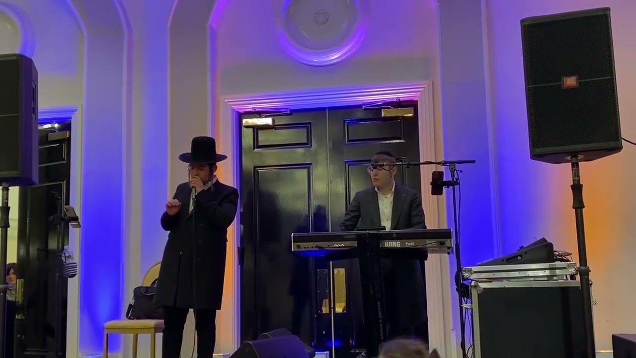 קלמי שווארץ עם אחיו חזקי שווארץ