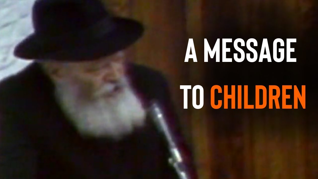 The Rebbe tells children: God himself will come and bless you