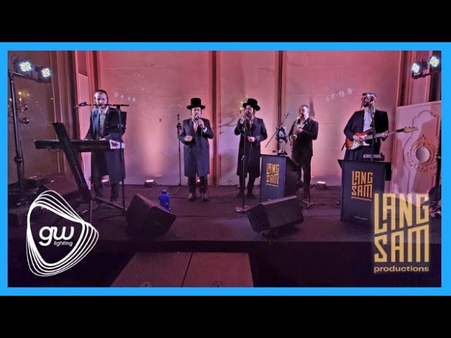 Heartwarming Chuppa! Lipa Schmeltzer & Meilech Braunstein • Music By Hershy Langsam • GW Lighting