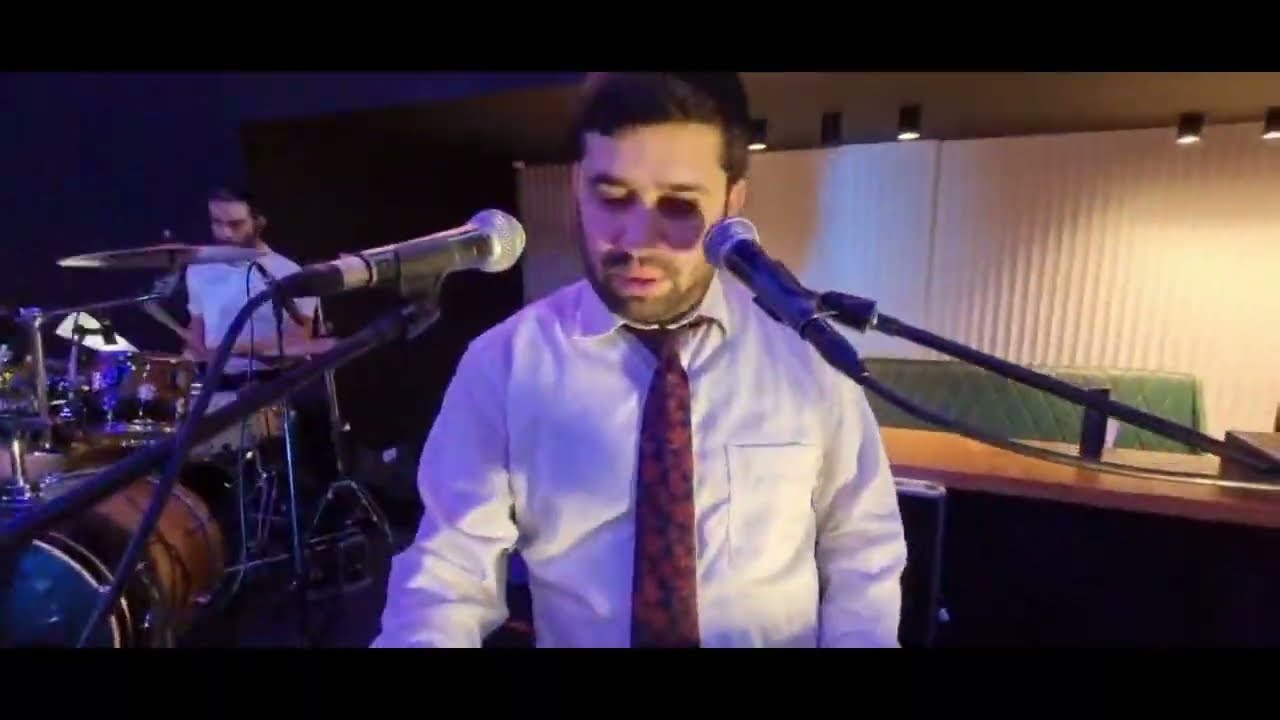 שימי יונייב & יצחק ריס בשמחה מרקיעה שחקים