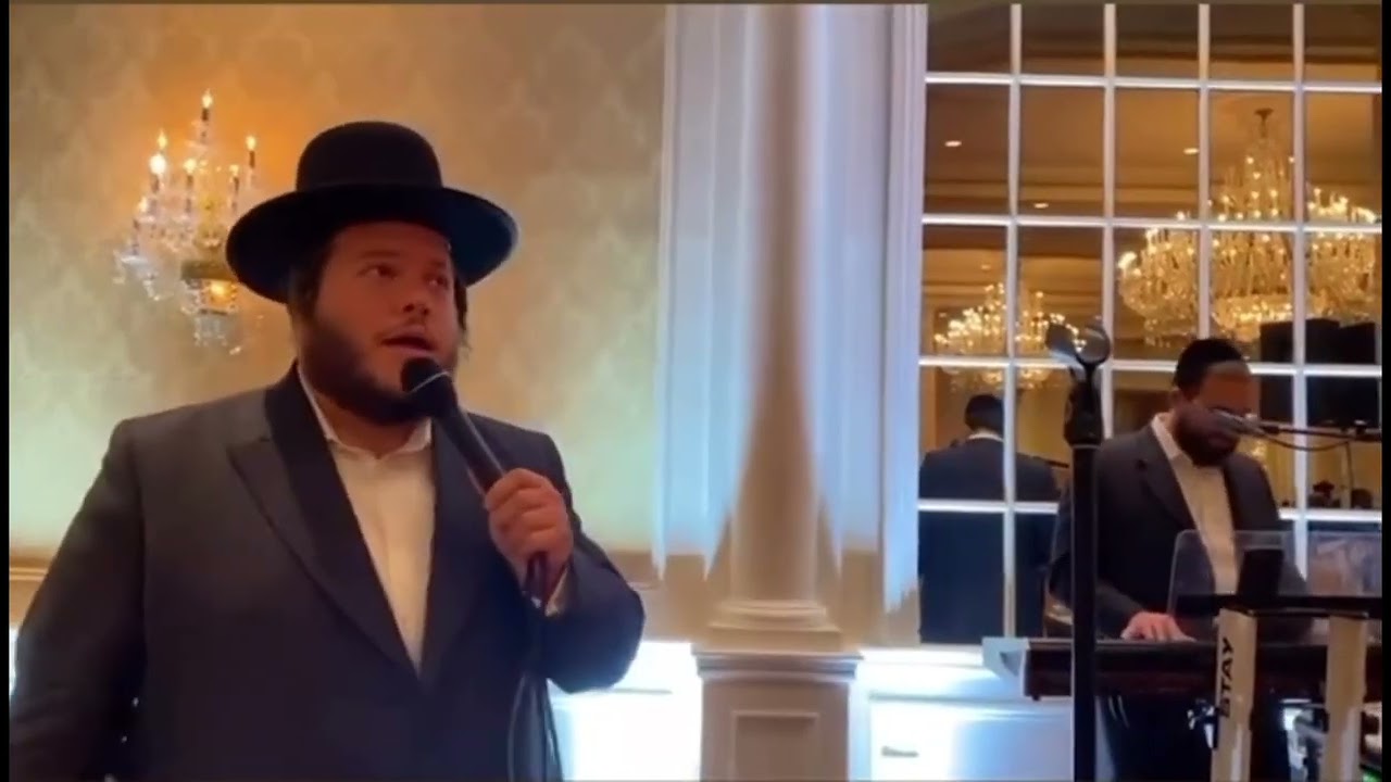לוי פאלקוביץ עם הקלידן שימי לעווי