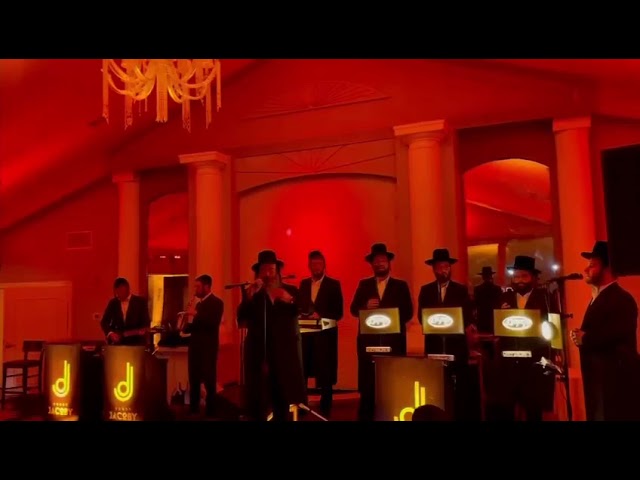 Yedidim Choir ft. Isaac Honig & Yehudah Green - מקהלת ידידים עם אייזיק האניג ויהודה גרין