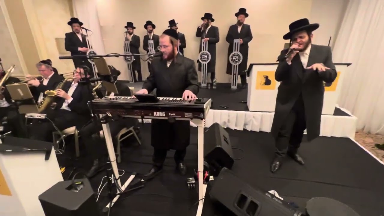 Avrumi Berko on keys & Zanvil Weinberger & shira