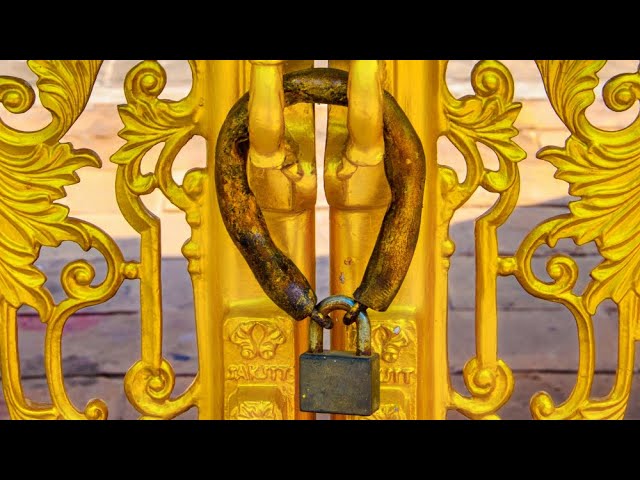 When Heaven Shuts the Door on You (Parshas Acharei)